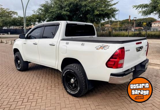 Camionetas - Toyota HILUX DC SRX 2.8 TDI 2016 Diesel - En Venta
