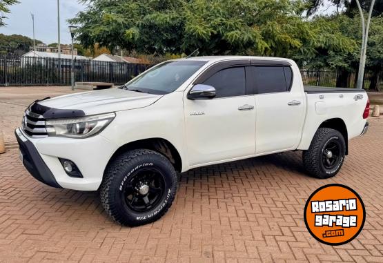 Camionetas - Toyota HILUX DC SRX 2.8 TDI 2016 Diesel - En Venta