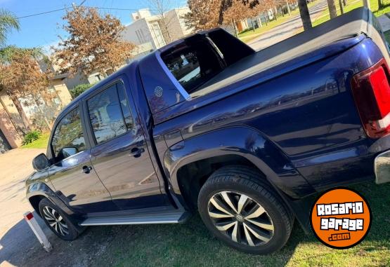 Camionetas - Volkswagen Amarok V6 EXTREME 2022 Diesel 101000Km - En Venta
