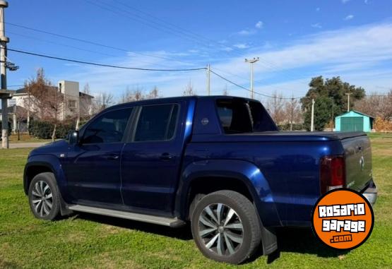 Camionetas - Volkswagen Amarok V6 EXTREME 2022 Diesel 101000Km - En Venta