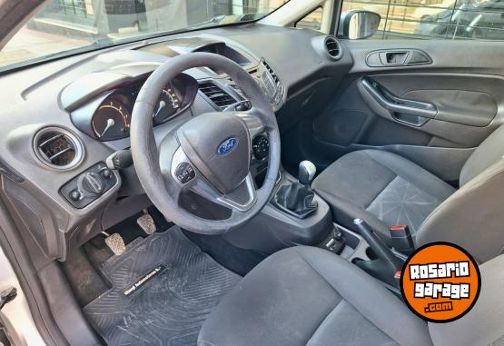 Autos - Ford Fiesta S Plus 2014 Nafta 186900Km - En Venta