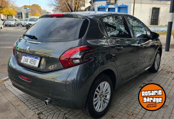 Autos - Peugeot 208 ALLURE NAV 2019 Nafta 90000Km - En Venta