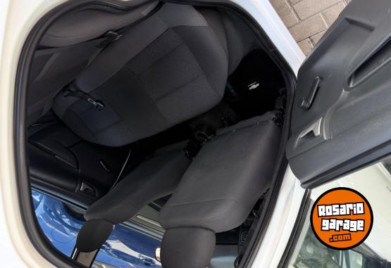 Autos - Chevrolet Celta 2015 GNC 144000Km - En Venta