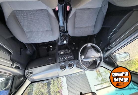 Autos - Chevrolet Celta 2015 GNC 144000Km - En Venta