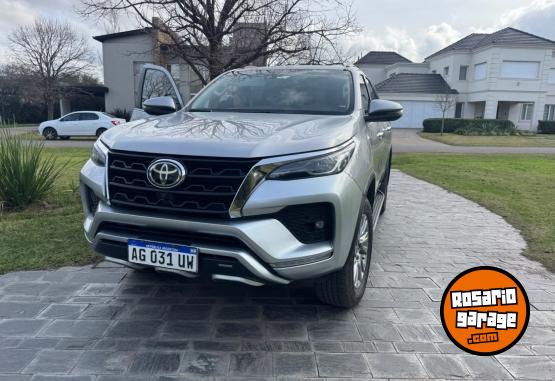 Autos - Toyota Sw4 Srx 2023 Diesel 90000Km - En Venta