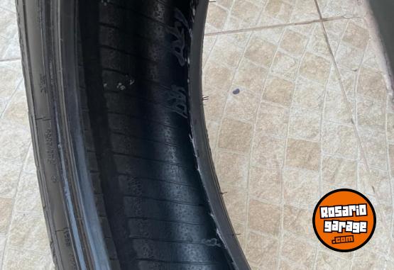 Accesorios para Autos - Cubiertas Pirelli 205/75/16 excelente estado - En Venta