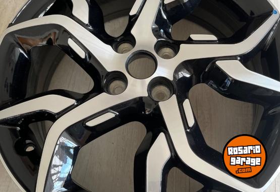 Accesorios para Autos - Llanta original para Fiat Argo HGT sin uso impecable - En Venta