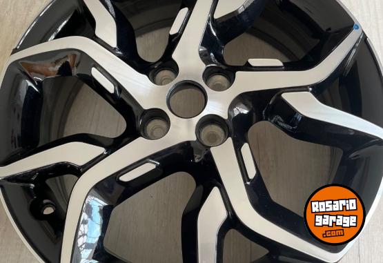 Accesorios para Autos - Llanta original para Fiat Argo HGT sin uso impecable - En Venta
