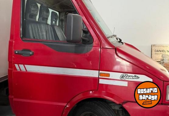 Camiones y Grúas - IVECO DAILY 3510 2006 CON FURGON TERMICO - En Venta