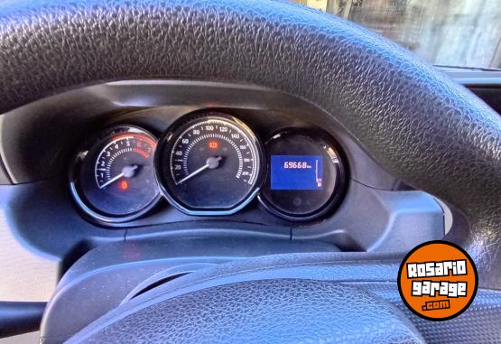 Autos - Renault Duster 2018 GNC 69668Km - En Venta