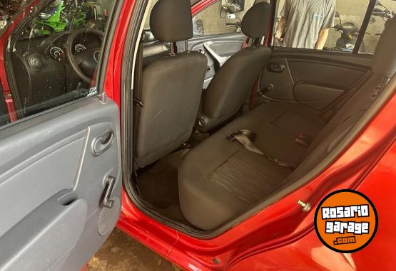 Autos - Renault SANDERO AUTHENTIQUE 2013 Nafta 110000Km - En Venta