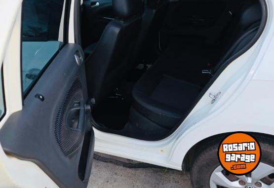 Autos - Volkswagen gol 2015 Nafta 130000Km - En Venta