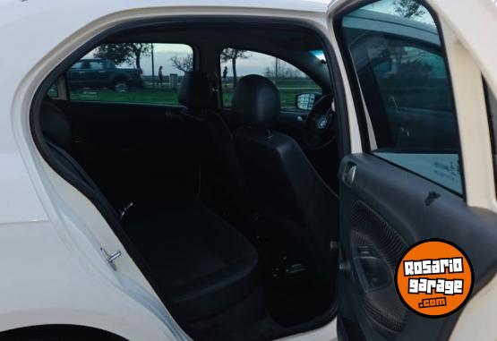 Autos - Volkswagen gol 2015 Nafta 130000Km - En Venta