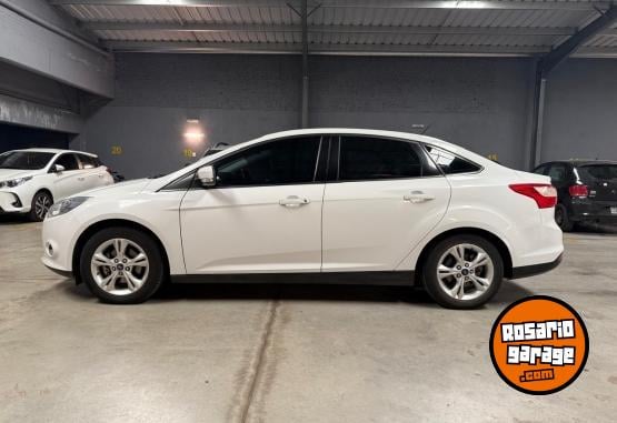 Autos - Ford Focus 2014 Nafta 94000Km - En Venta