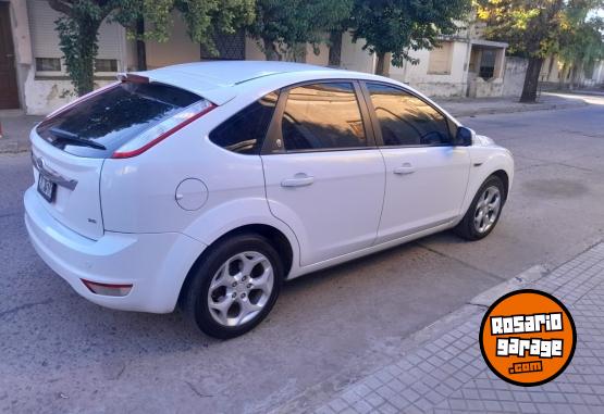 Autos - Ford FOCUS GHIA 2.0 2013 Nafta 205000Km - En Venta