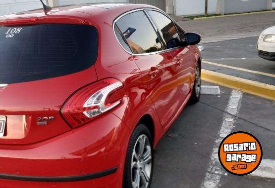 Autos - Peugeot 208 pack cuir 2015 Nafta 39000Km - En Venta