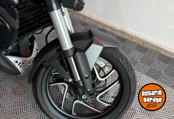 Motos - Bajaj Dominar 400 2023 Nafta 8300Km - En Venta