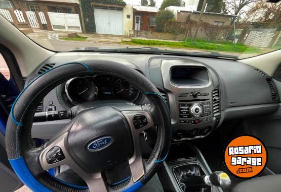 Autos - Ford ranger 2015 Diesel 174000Km - En Venta