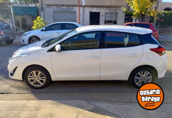 Autos - Toyota YARIS XLS 1.5N 2021 Nafta 37400Km - En Venta