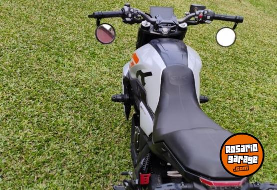 Motos - Zontes Gk 350 2024 Nafta 7500Km - En Venta