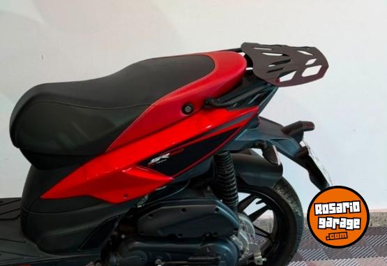 Motos - Aprilia Sr 160 2024 Nafta 6000Km - En Venta
