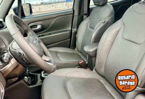 Camionetas - Jeep Renegade Serie S 2025 Nafta 24000Km - En Venta