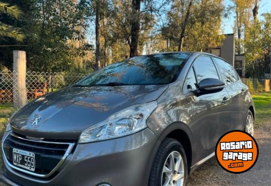 Autos - Peugeot 208 2013 GNC 130000Km - En Venta