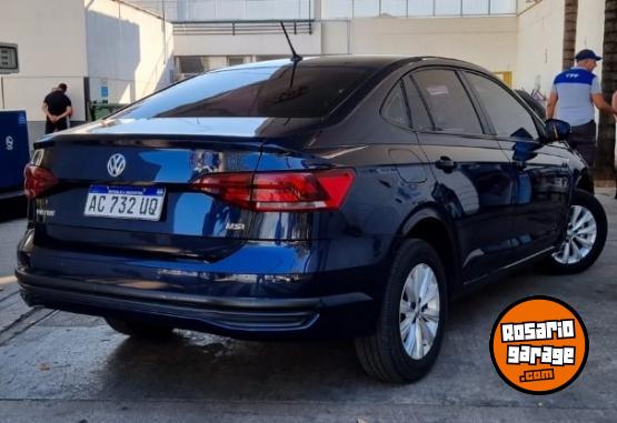 Autos - Volkswagen VIRTUS 2018 Nafta 136000Km - En Venta