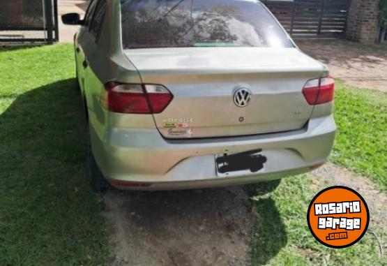 Autos - Volkswagen Voyage 2013 GNC 330000Km - En Venta