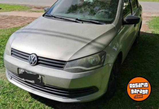 Autos - Volkswagen Voyage 2013 GNC 330000Km - En Venta
