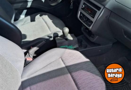 Autos - Volkswagen Voyage 2013 GNC 330000Km - En Venta