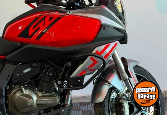 Motos - Qj Motor SRT 550 SX 2026 Nafta 1100Km - En Venta