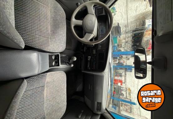 Camionetas - Toyota Hilux 2002 Diesel 320000Km - En Venta