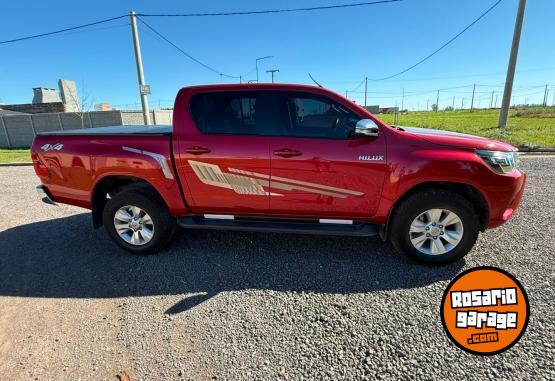 Camionetas - Toyota HILUX 2016 Diesel 136000Km - En Venta