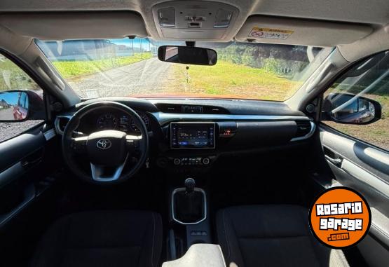 Camionetas - Toyota HILUX 2016 Diesel 136000Km - En Venta