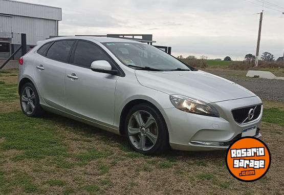 Autos - Volvo V40 T4 Inscription 2017 Nafta 66000Km - En Venta