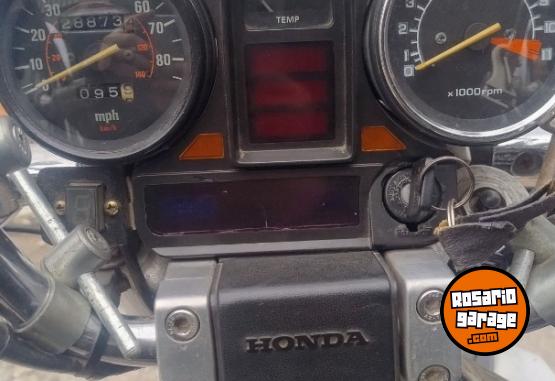 Motos - Honda Magna 750 1983 Nafta 28000Km - En Venta