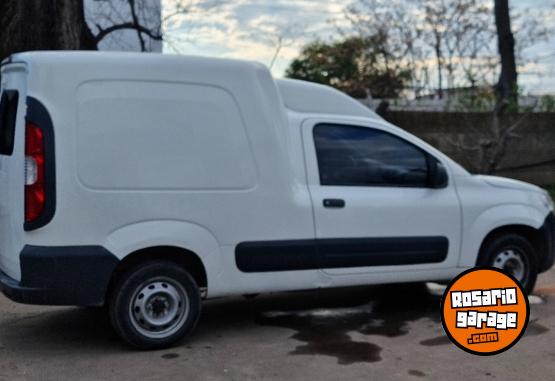 Utilitarios - Fiat Fiorino 2014 Nafta 139000Km - En Venta