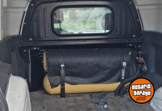 Utilitarios - Fiat Fiorino 2014 Nafta 139000Km - En Venta