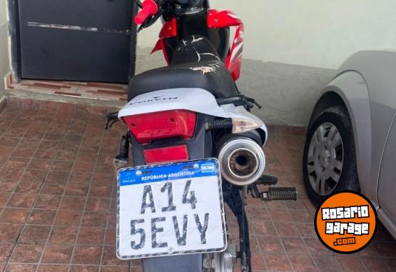 Motos - Corven Triax 150 2021 Nafta 11000Km - En Venta