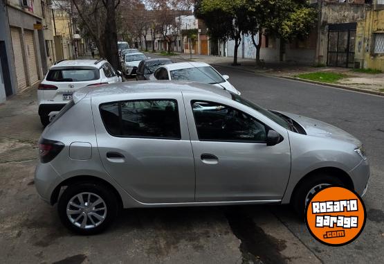 Autos - Renault Sandero 2023 Nafta 68000Km - En Venta