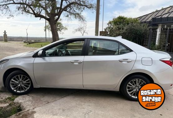 Autos - Toyota COROLLA XEI PACK CVT 2018 Nafta 110000Km - En Venta