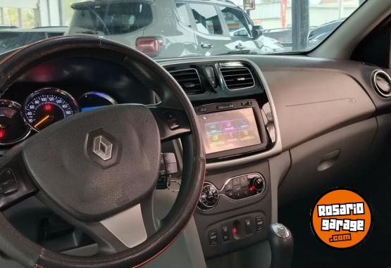 Autos - Renault LOGAN PRIVILEGE 1.6 2016 Nafta 105000Km - En Venta