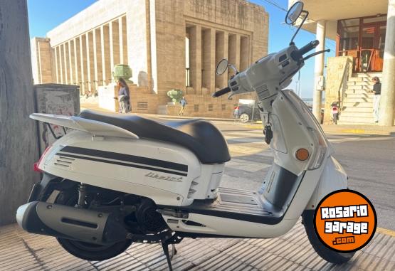 Motos - Kymco Like 125 2024 Nafta 18000Km - En Venta
