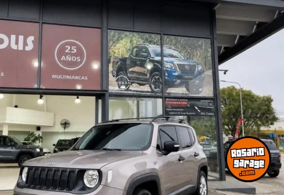 Camionetas - Chrysler JEEP RENEGADE SPORT 2020 Nafta 102000Km - En Venta