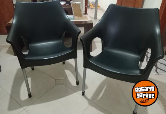 Hogar - Juego de mesa y sillas - En Venta