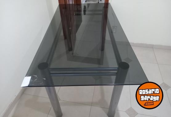Hogar - Juego de mesa y sillas - En Venta