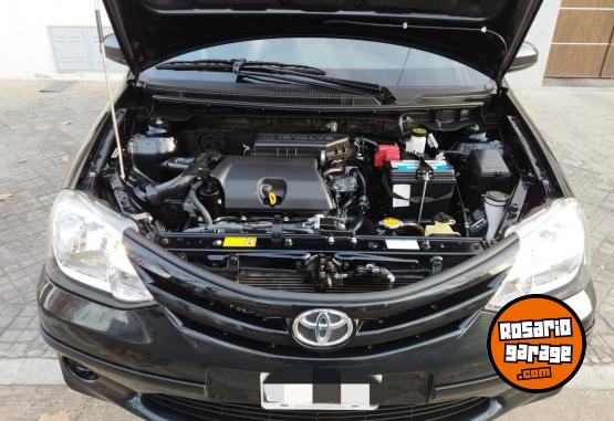 Autos - Toyota ETIOS  XS 2015 Nafta 44000Km - En Venta