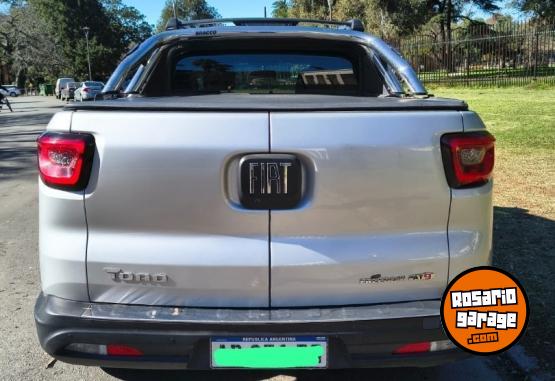 Camionetas - Fiat TORO FREEDOM 2.0 AT9 2019 Diesel 67000Km - En Venta