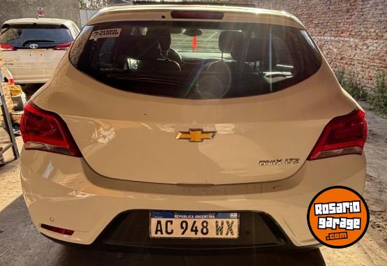 Autos - Chevrolet Onix ltz 2018 Nafta 120000Km - En Venta